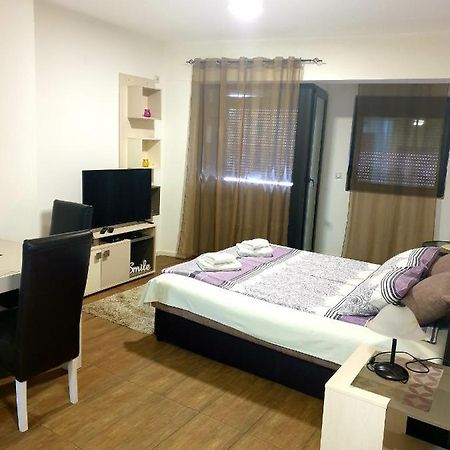Laguna Apartman 2 Ni Exterior foto